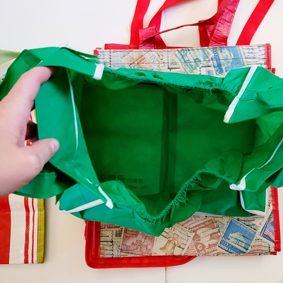 4 Shopping totes - Picture 5 of 7